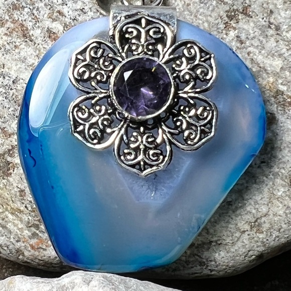 Solar agate & amethyst pendant - Picture 2 of 5